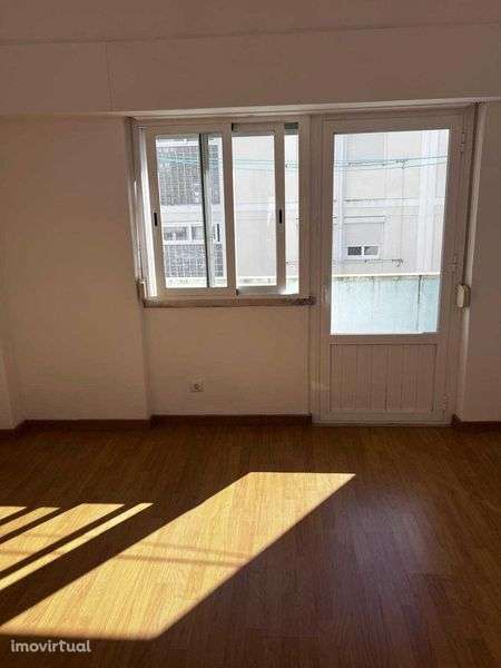 Apartamento T 1 para arrendamento - Grande imagem: 5/8