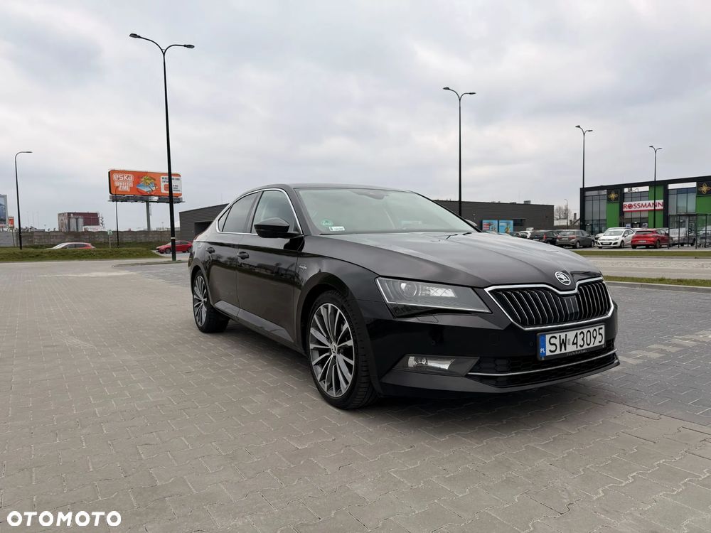Skoda Superb 2.0 TDI L&K DSG - 2