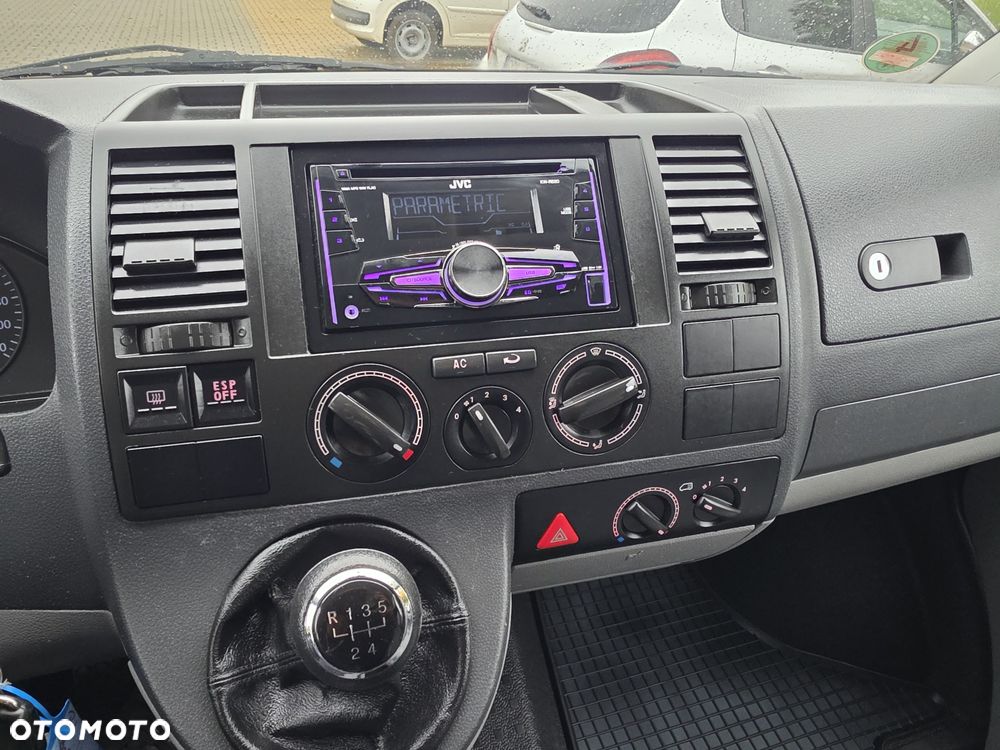 Volkswagen Caravelle TDI L1 - 19