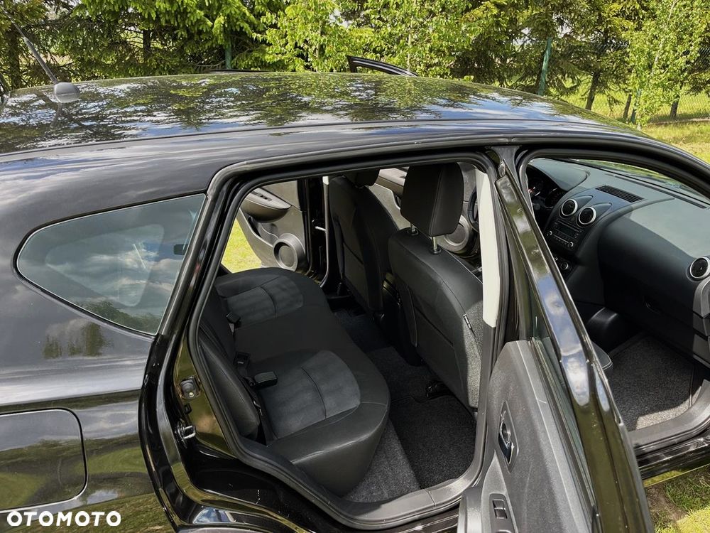 Nissan Qashqai - 10