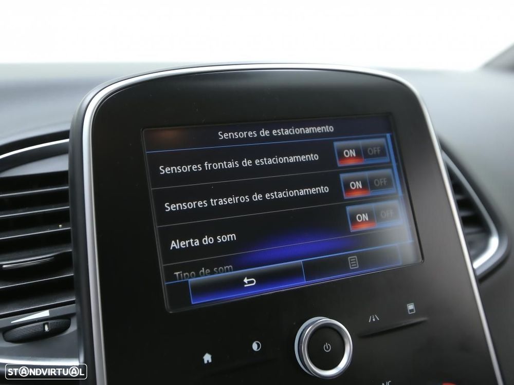 Renault Scénic - 25