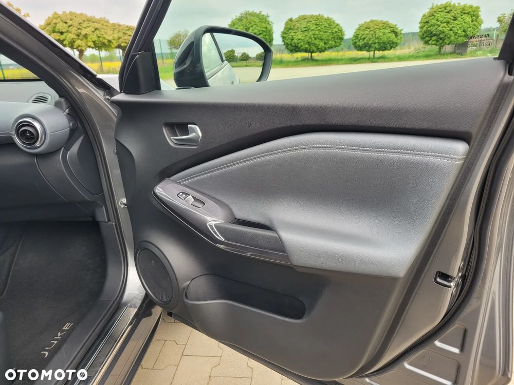 Nissan Juke 1.0 DIG-T N-Connecta DCT - 16