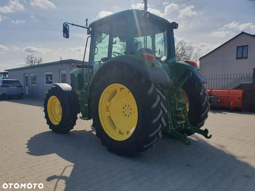 John Deere 6120 - 6