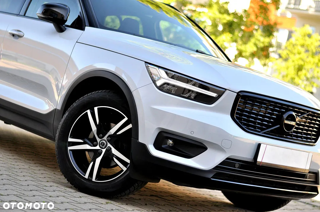 Volvo XC 40 T3 R-Design - 5