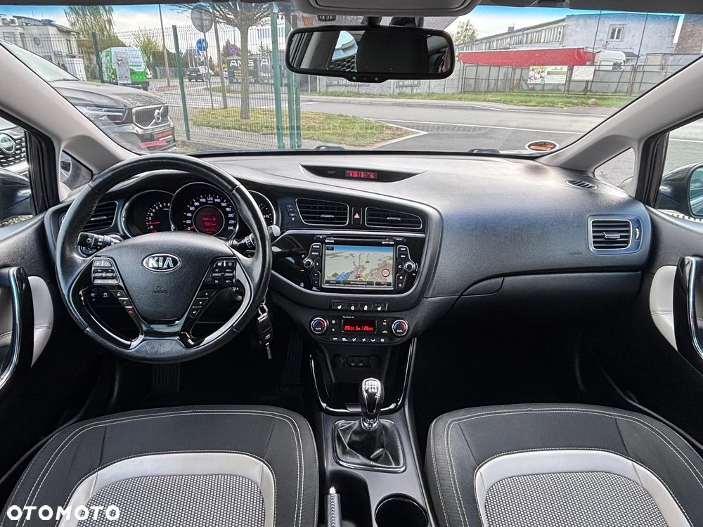 Kia Ceed 1.6 GDI Spirit - 17