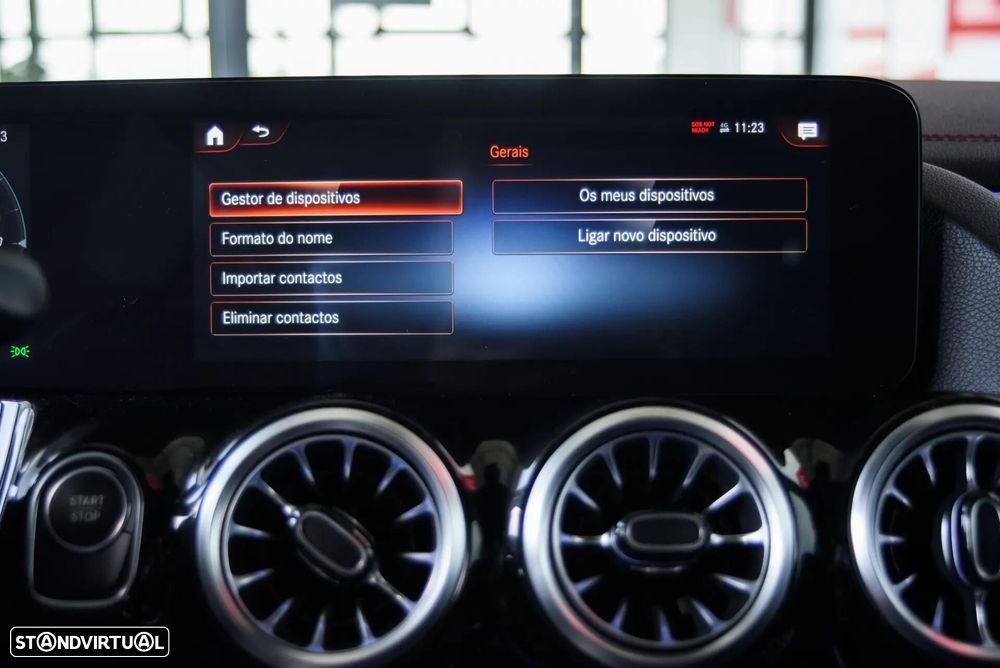 Mercedes-Benz EQA 300 4Matic AMG Line - 35