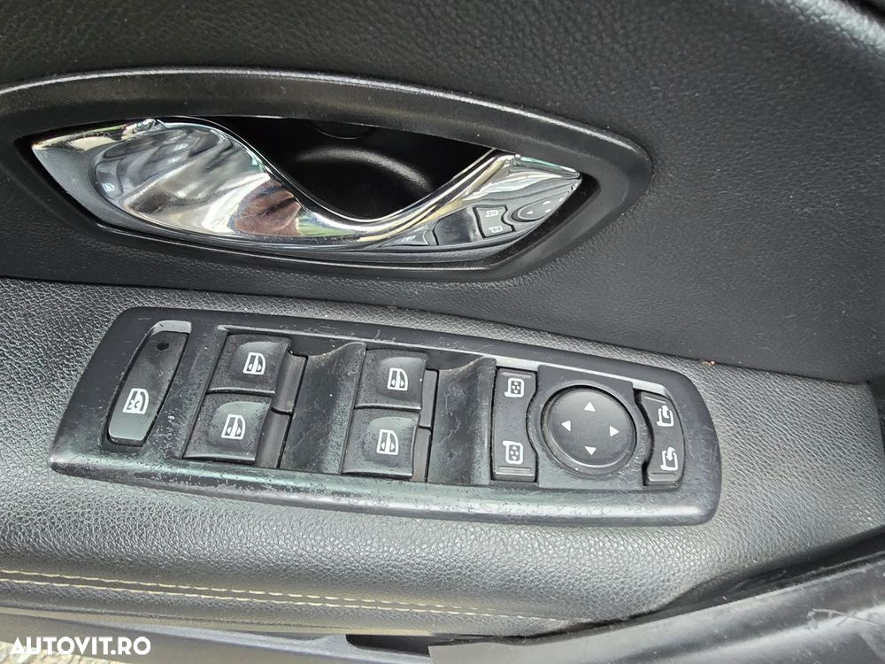 Renault Megane ENERGY dCi 110 EDC BOSE EDITION - 11