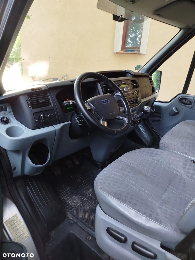 Ford Transit - 16