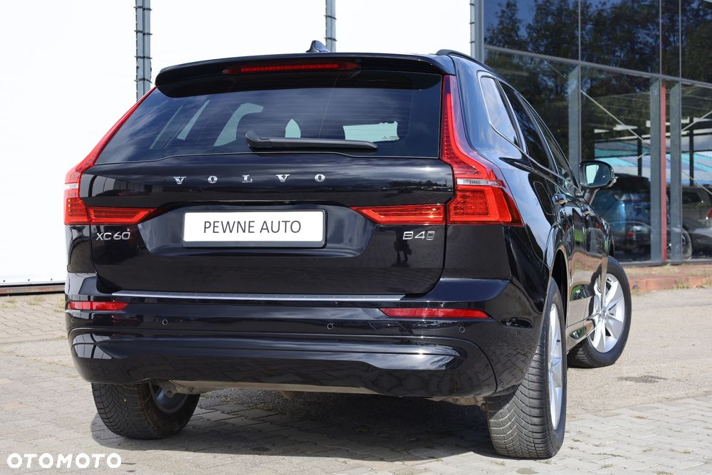 Volvo XC 60 B4 D AWD Geartronic Momentum Pro - 13
