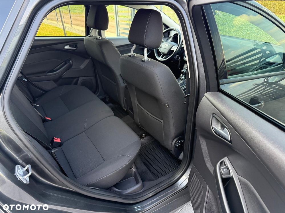 Ford Focus - 21