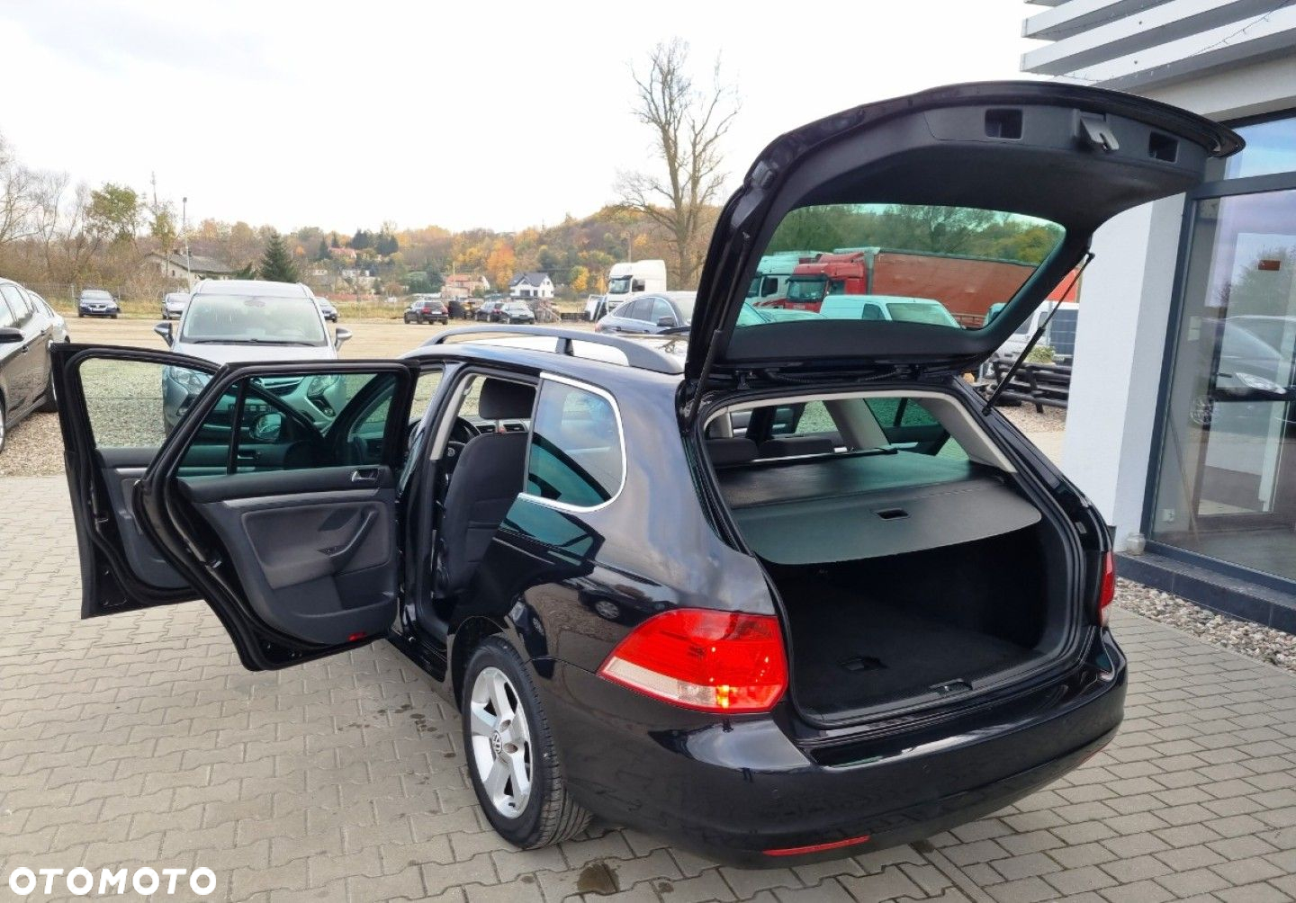 Volkswagen Golf - 27