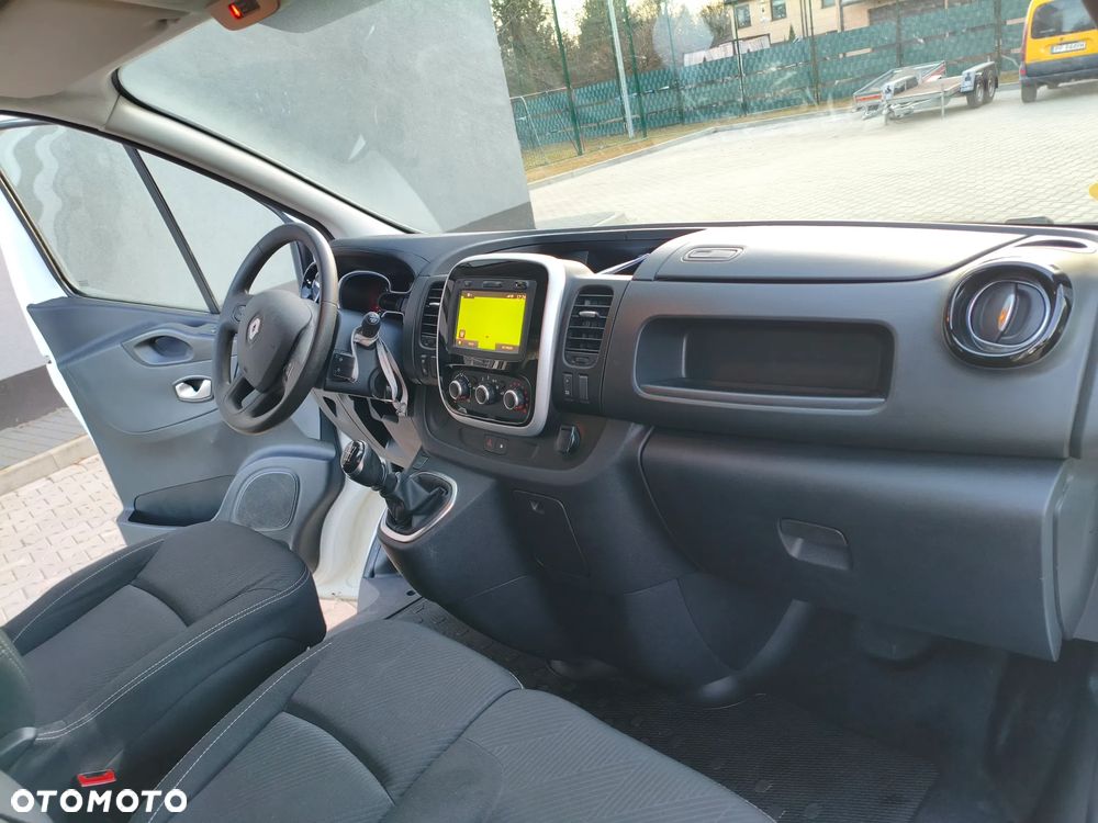 Renault Trafic - 26