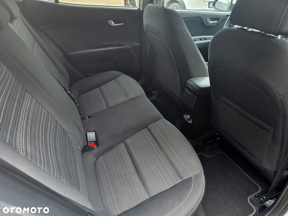 Kia Stonic - 10