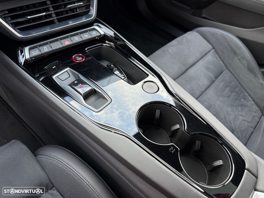 Audi e-tron GT quattro - 38