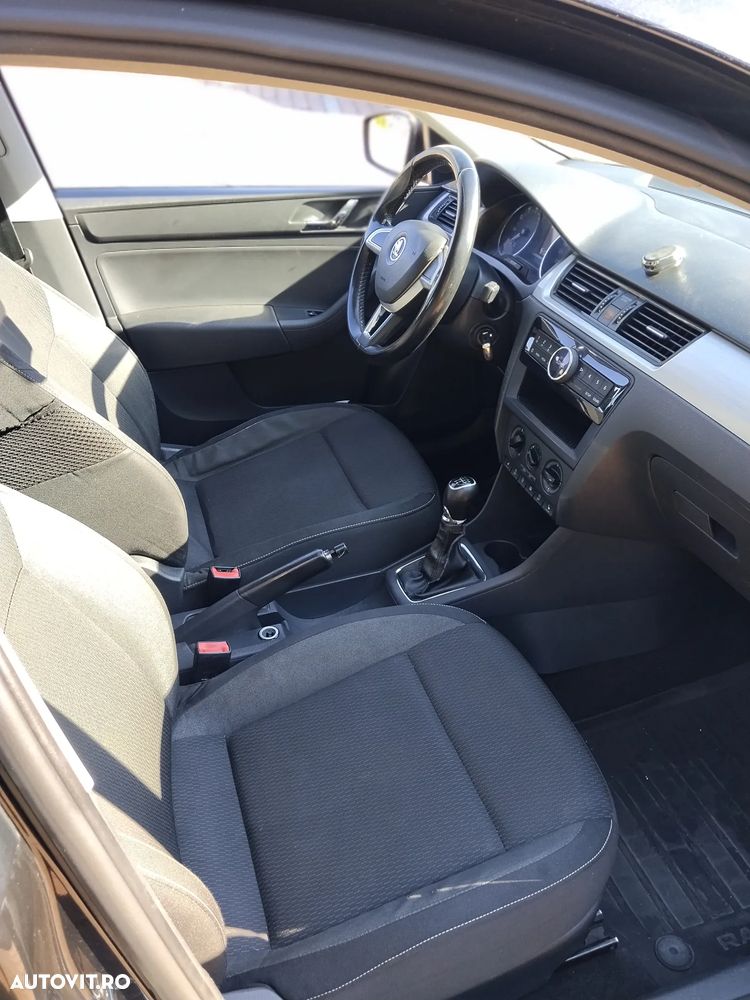 Skoda RAPID 1.2 TSI Ambition - 8
