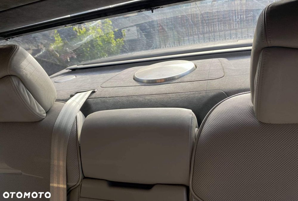 Audi A8 - 6