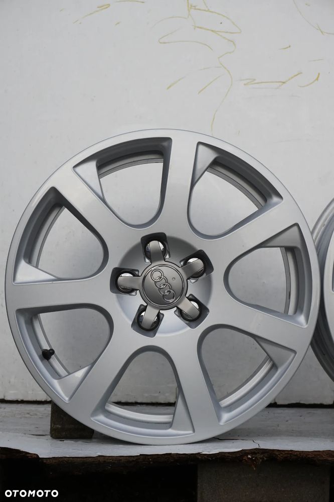 Audi 5x112 17 7J et37 - 4