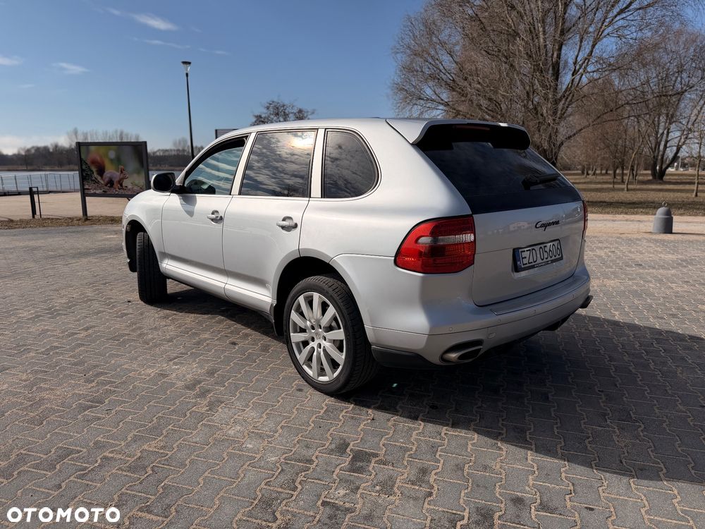 Porsche Cayenne Tiptronic S - 4