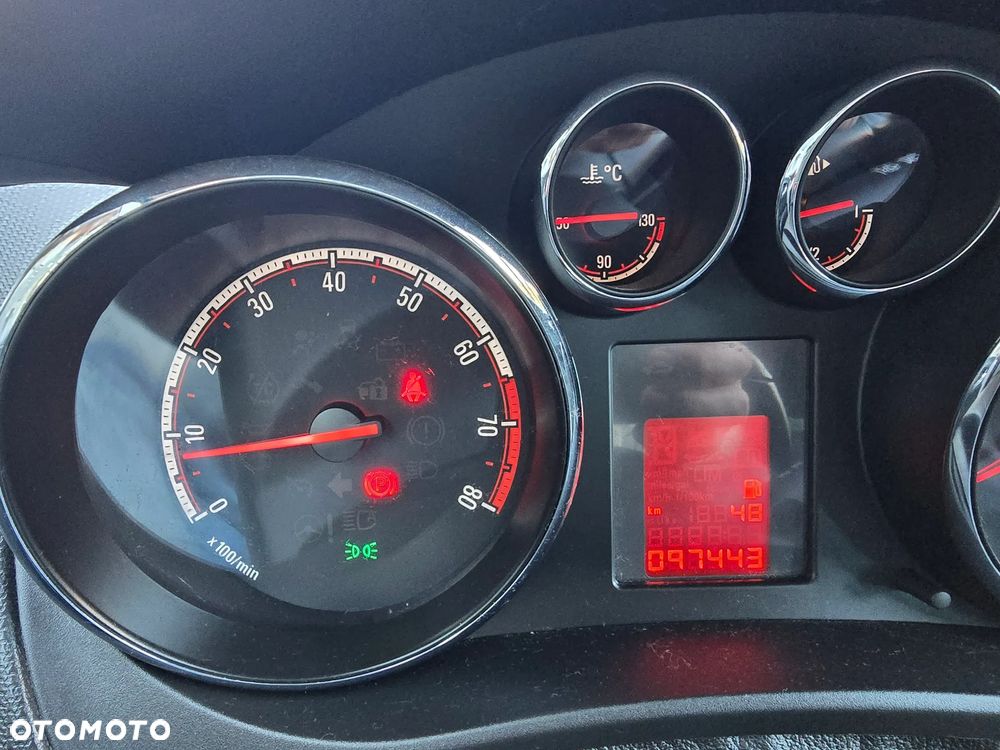 Opel Meriva 1.4 T Cosmo S&S - 23