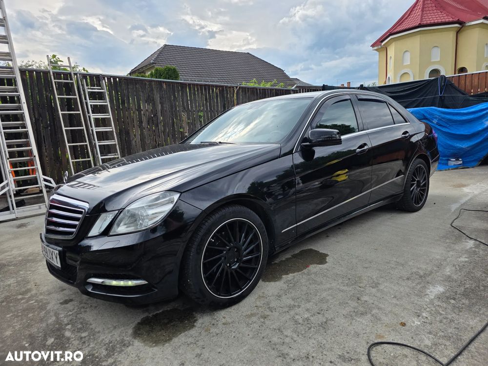 Mercedes-Benz E 220 BlueTEC Aut. - 1