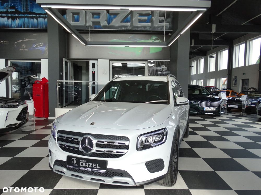 Mercedes-Benz GLB - 1