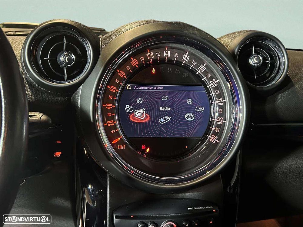 MINI Countryman Cooper SD ALL4 - 34