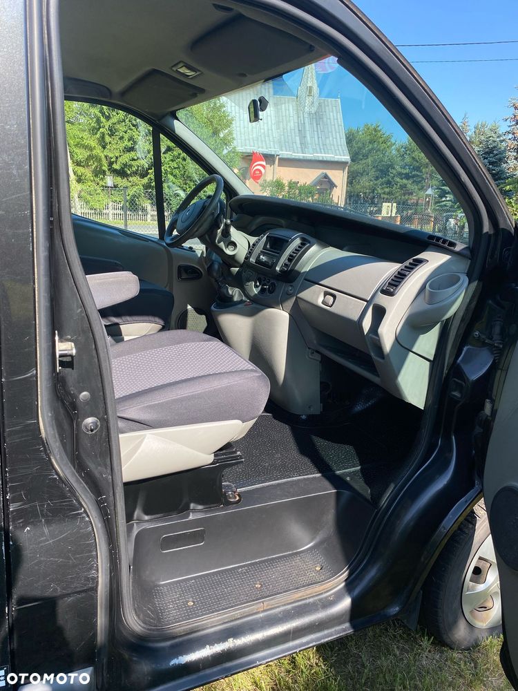 Renault Trafic - 11