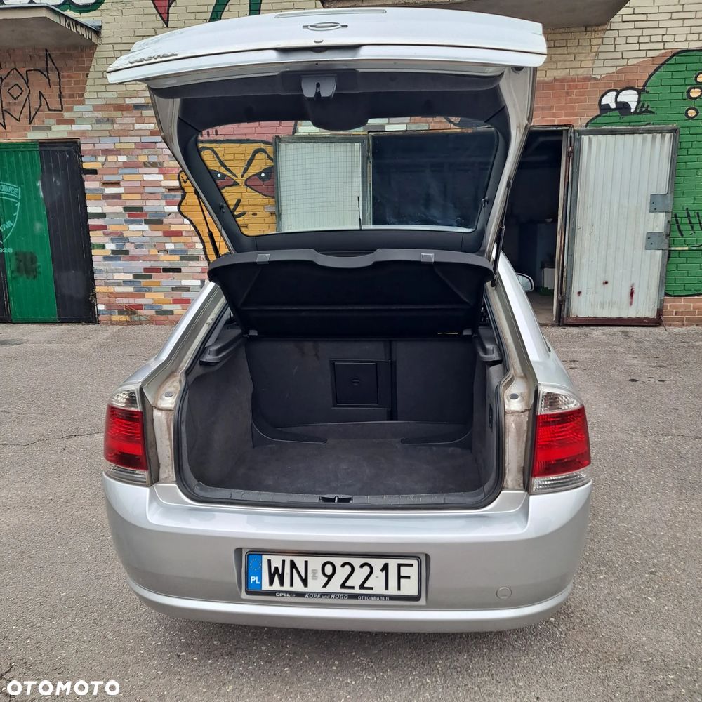 Opel Vectra 1.8 - 9
