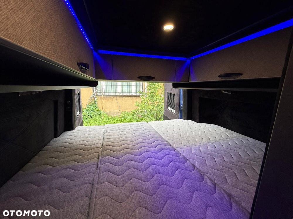Volkswagen Crafter - 19