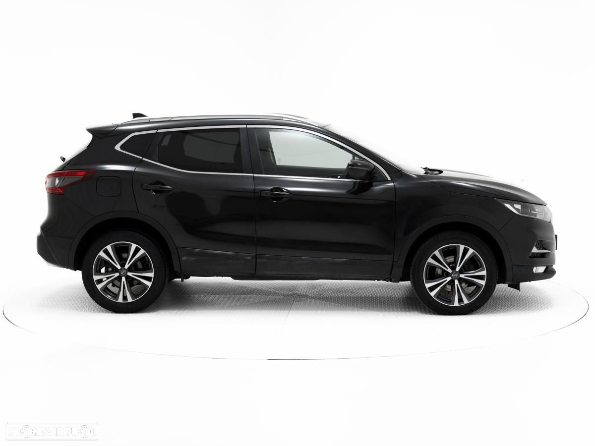 Nissan Qashqai 1.5 dCi N-Connecta - 2