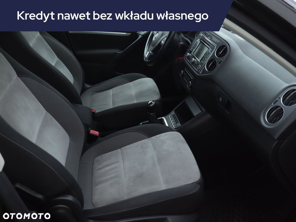 Volkswagen Tiguan - 11