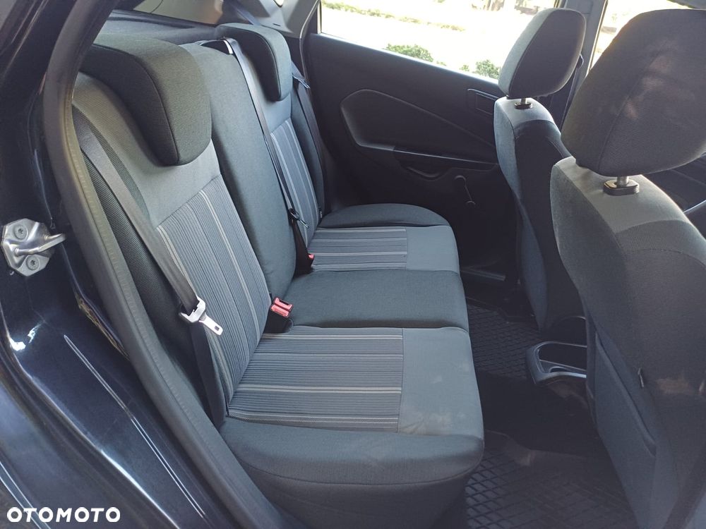 Ford Fiesta 1.25 Champions Edition - 19