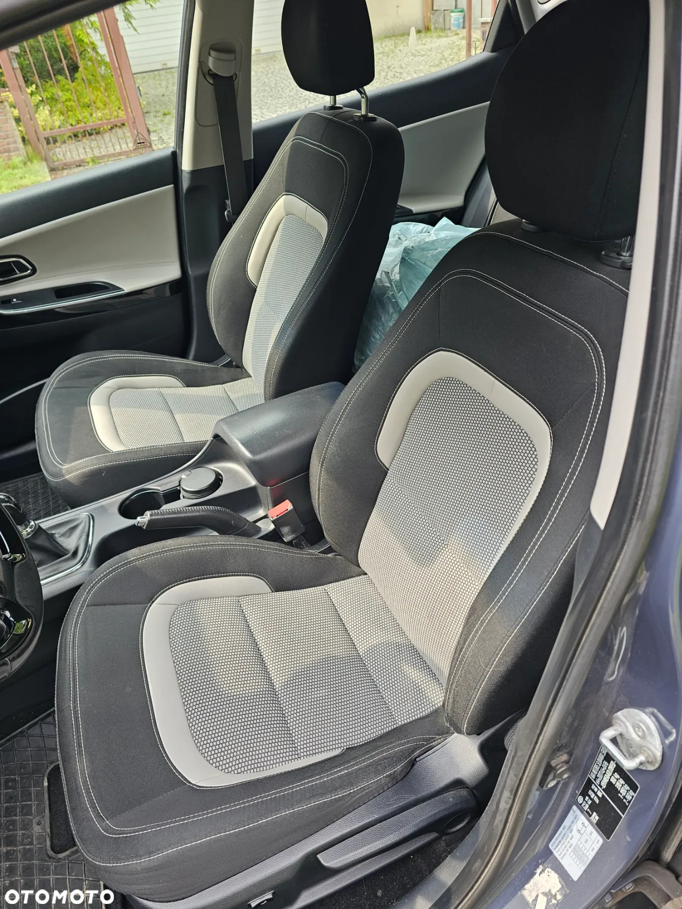 Kia Ceed 1.6 CRDi 128 Vision - 9