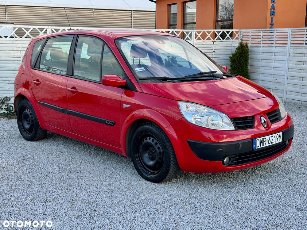 Renault Scenic 2.0 16V Dynamique - 4