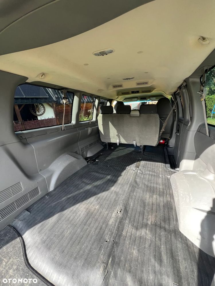 Chevrolet Express - 26