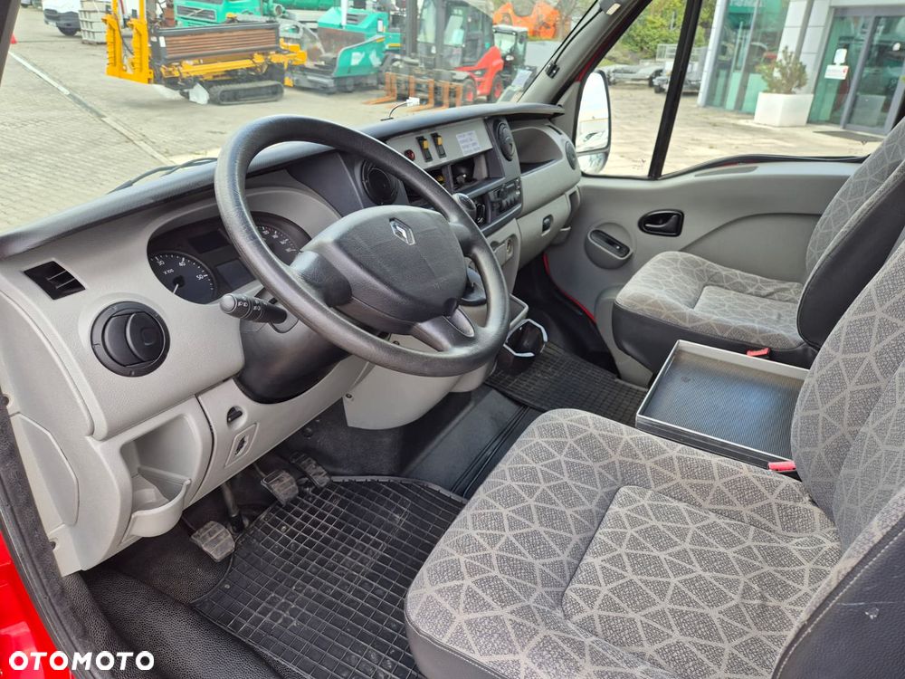 Renault Master 2.5 DCi 120 / STRAŻ POŻARNA / AUTO POŻARNICZE / 4 MIEJSCA / BEZWYPADKOWY / ORYGINALNY PRZEBIEG / DRABINA / ORYGINALNA ZABUDOWA / IDEALNY DO OSP LUB PSP / STAN IDEALNY - 19