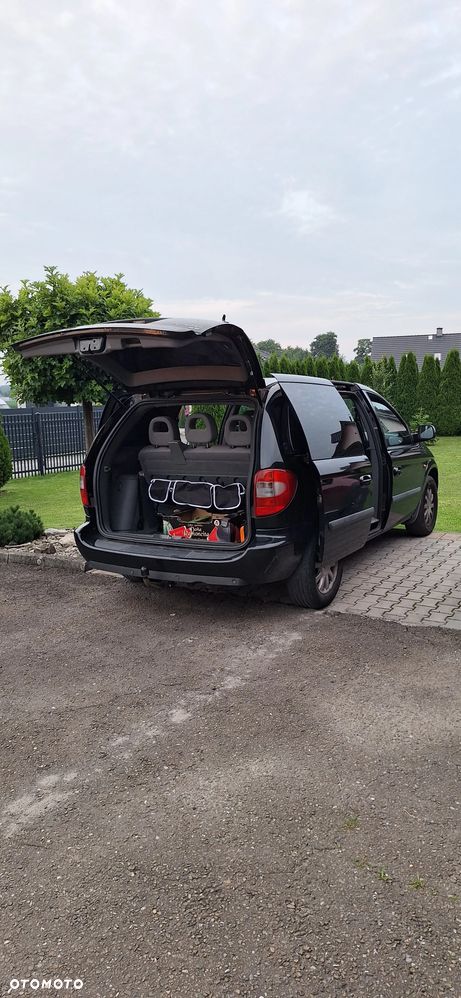 Chrysler Voyager 2.4 SE - 7