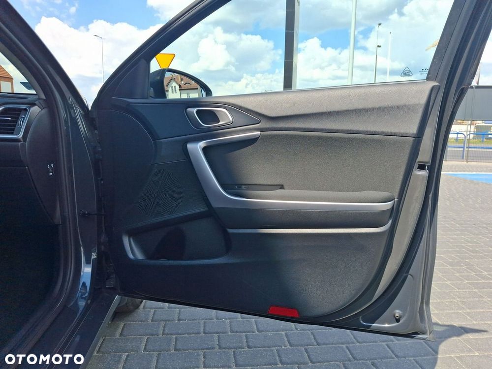 Kia Ceed 1.5 T-GDI M - 18