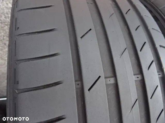225/45/ZR19 96Y Kumho Ecsta PS71 - 3