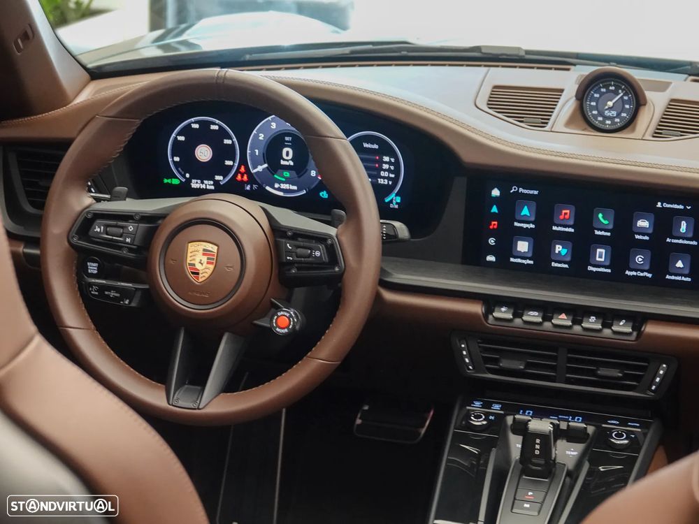 Porsche 911 (992) Carrera GTS - 13