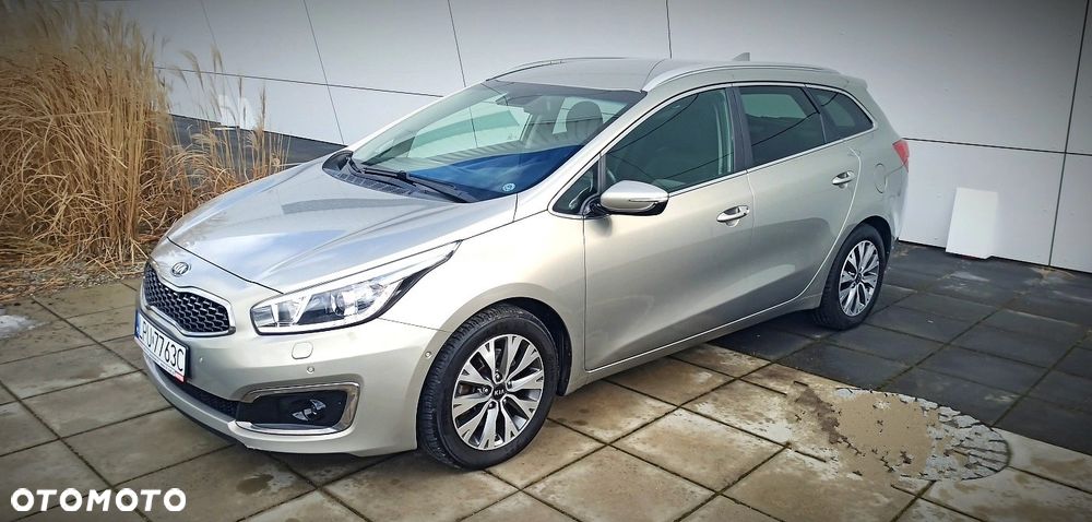 Kia Ceed 1.6 CRDi 136 DCT ISG Platinum Edition - 2