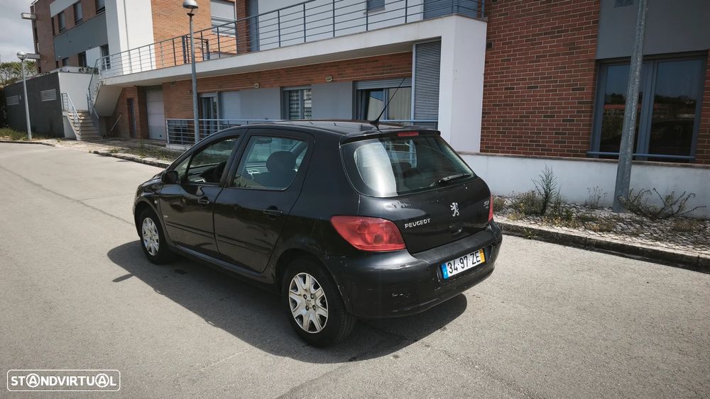 Peugeot 307 1.4 HDi Navtech - 2