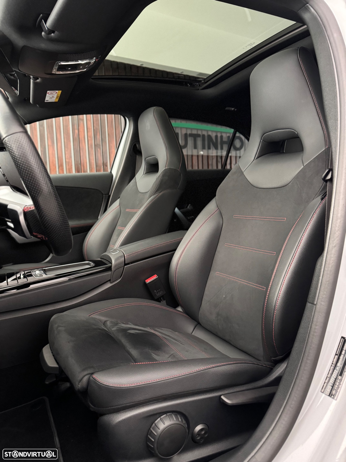 Mercedes-Benz A 250 e AMG Line - 8