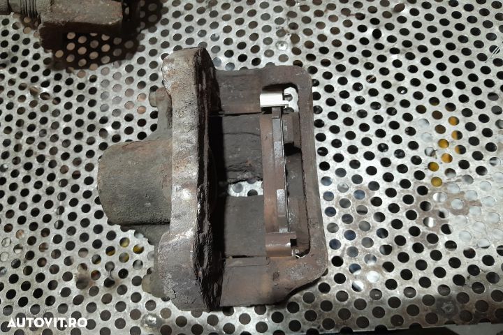 Etrier fata dreapta Opel Insignia A [facelift] [2013 - 2017] Sports T - 4