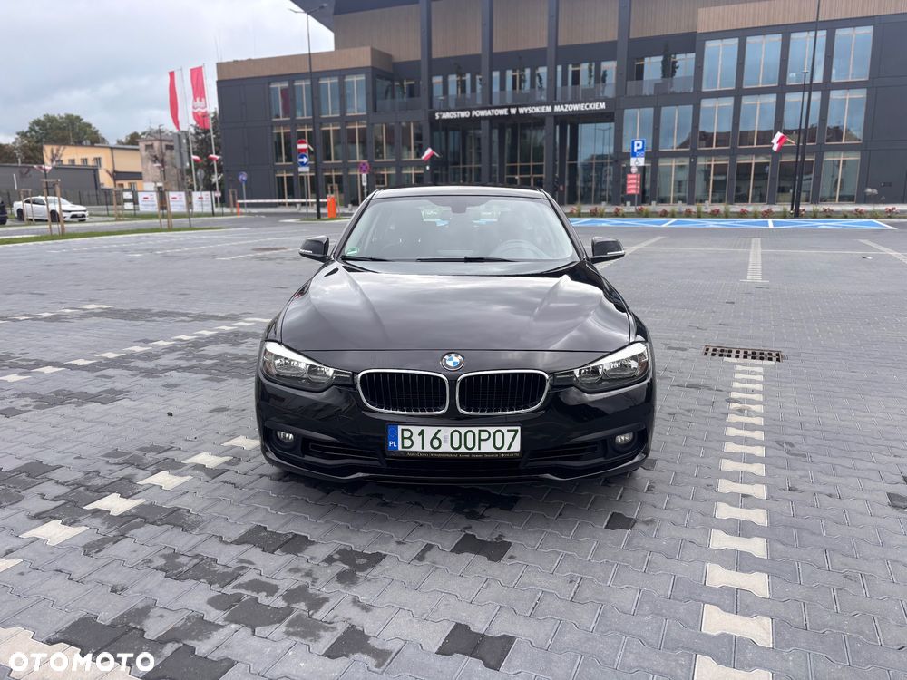 BMW Seria 3 318i Luxury Line - 1