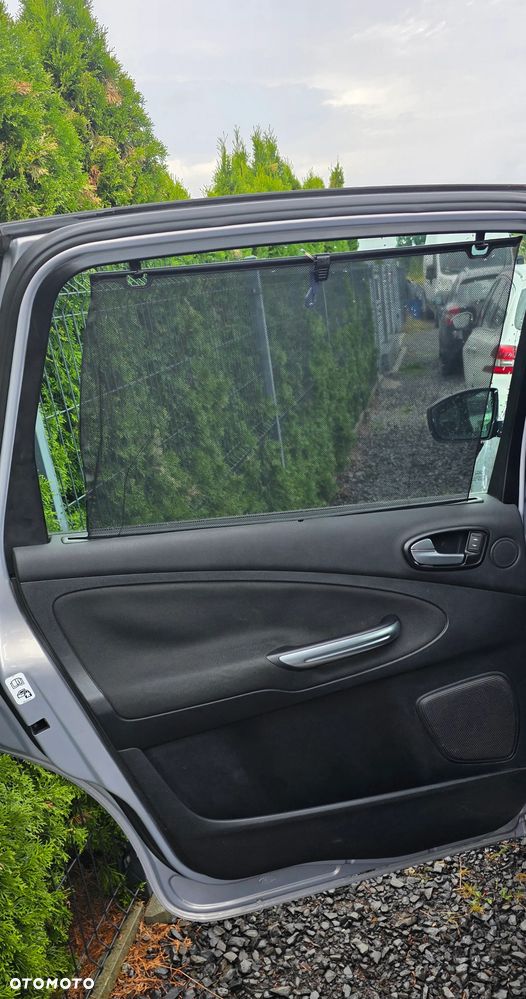 Ford S-Max 2.0 FF Titanium - 20