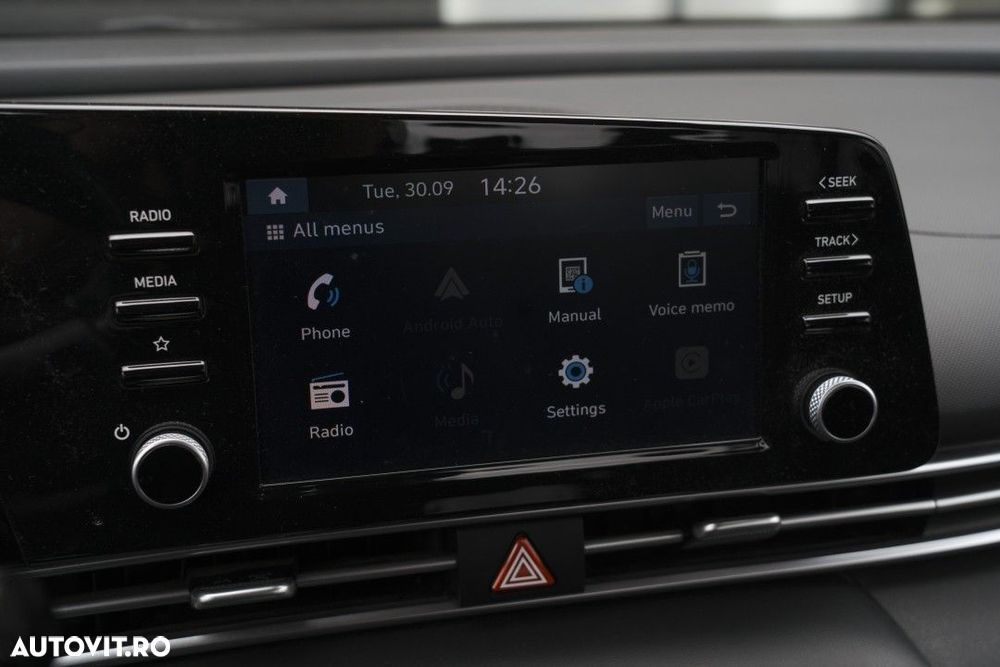 Hyundai Elantra - 29