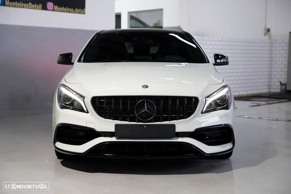 Mercedes-Benz CLA 45 AMG 4Matic Speedshift DCT 7G Night Edition - 11