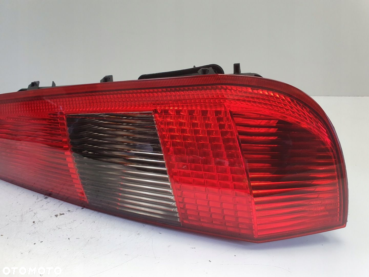 Ford Fiesta MK5 MK6 5D 02-05r TYLNA LAMPA PRAWA prawy tył pasażera - 2