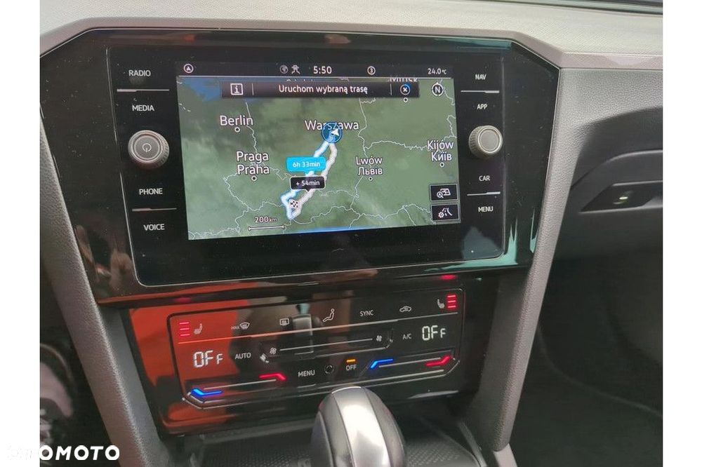 Volkswagen Passat Variant - 8